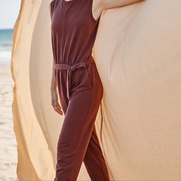 Garnet Hill Terry Knit Jogger Jumpsuit With Pockets Size Medium - Picture 3 of 9